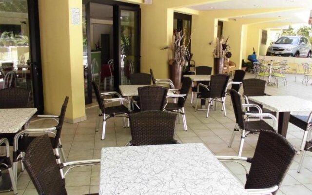 Hotel Renadoro
