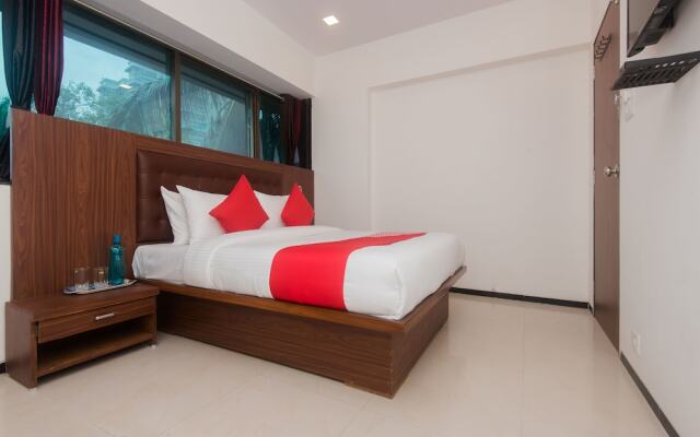 Oyo 15717 Rk Residency