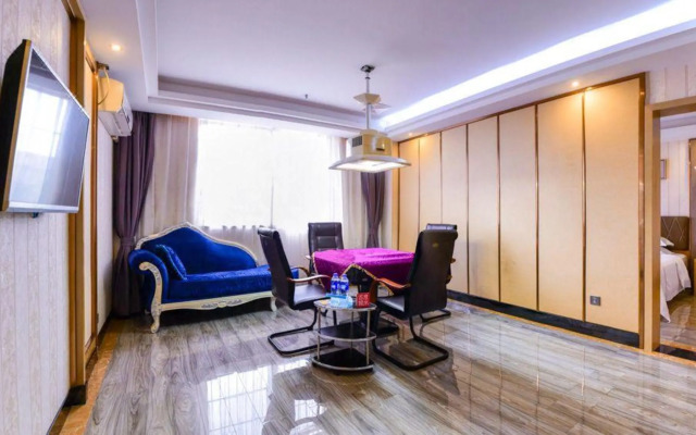 Huilong Hotel (Foshan West Railway Station Shadi Airport)