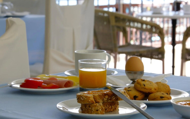 Aktaion Hotel