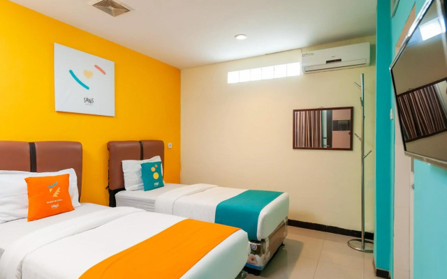 Sans Hotel Finest Medan