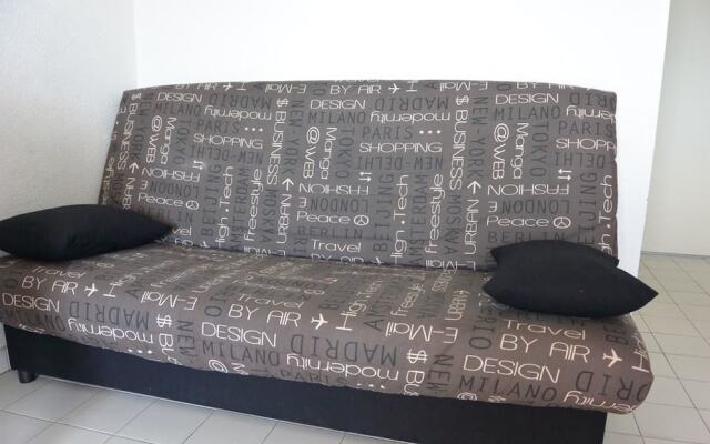 Grand Appartement Bien Équipé en Duplex en Front de Neige