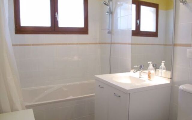 LOriÂ©e du Bois (HUT100)