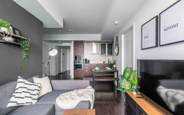 SkyTree Modern Suites