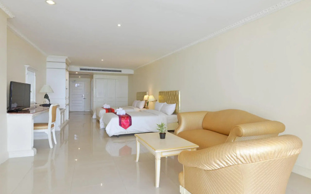 Adriatic Palace Hotel Pattaya