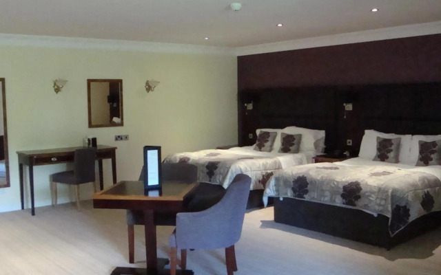 Waterton Park Hotel
