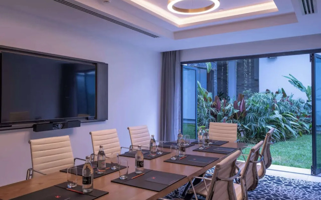 Kwetu Nairobi, Curio Collection by Hilton