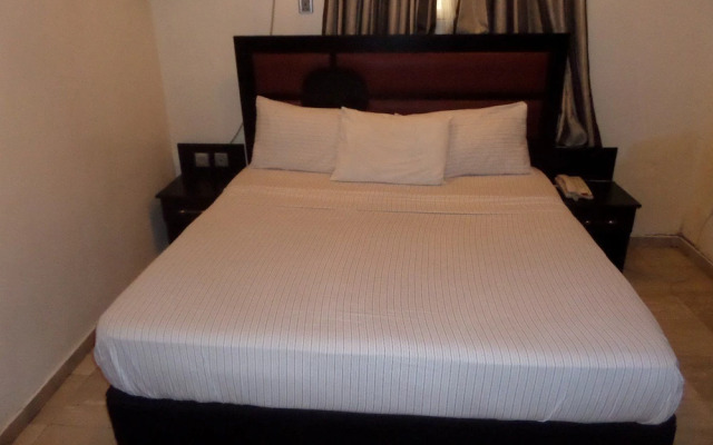 Maidaville Hotel and Suites