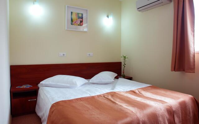 City Hotel Bucharest