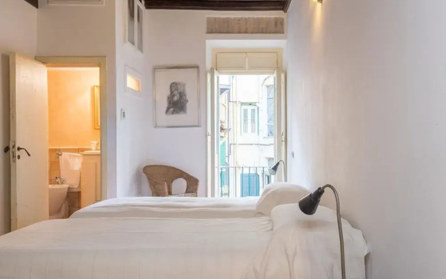 RSH Trevi Fountain Apartment 2