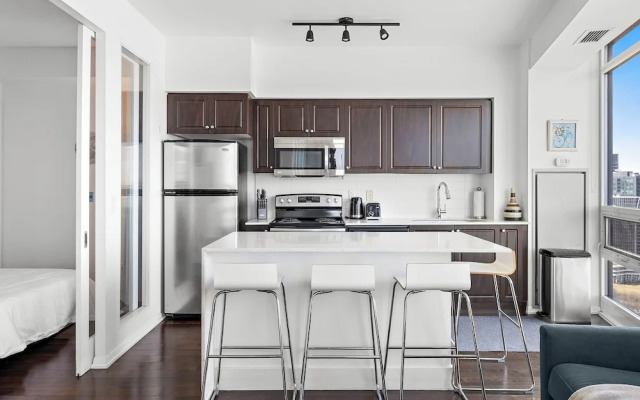 Toronto Waterfront Stay