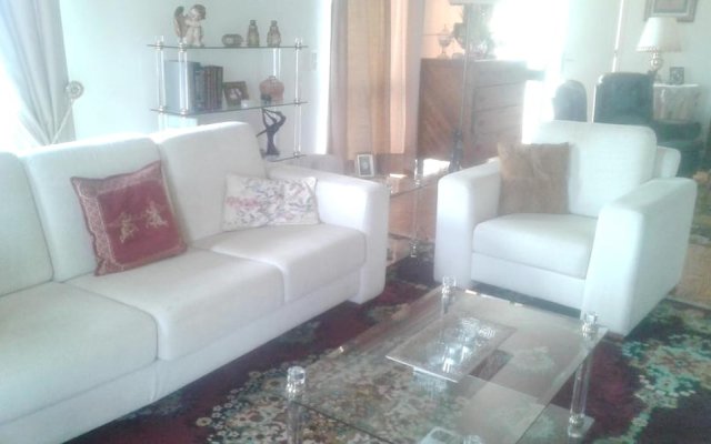 House With 3 Bedrooms in Angra do Heroísmo, With Wonderful sea View, E
