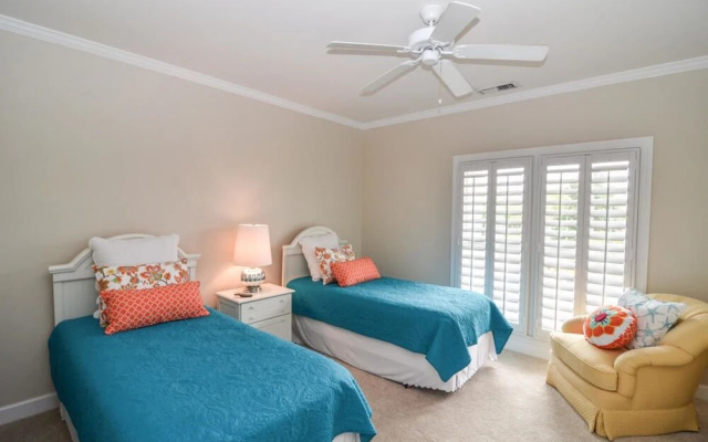 605 MLV Blythe 3 Br Villa by RedAwning