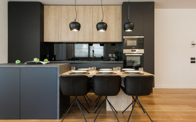 3BD Beachfront Athens Riviera Apartment by TheOlon