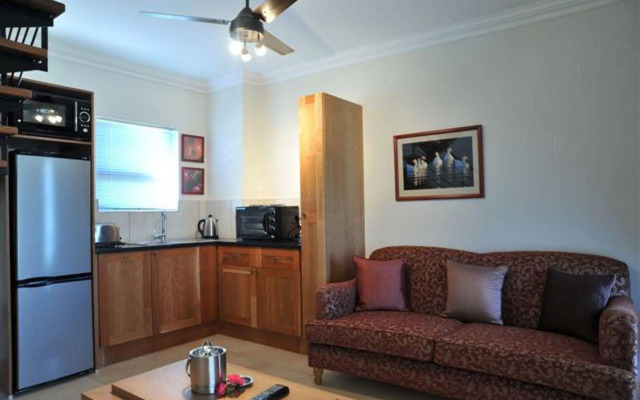 Hoyohoyo Chartwell Lodge