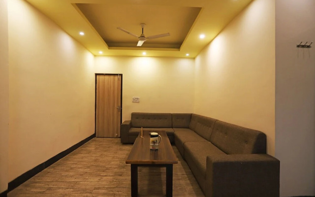 OYO 46604 Hotel Star