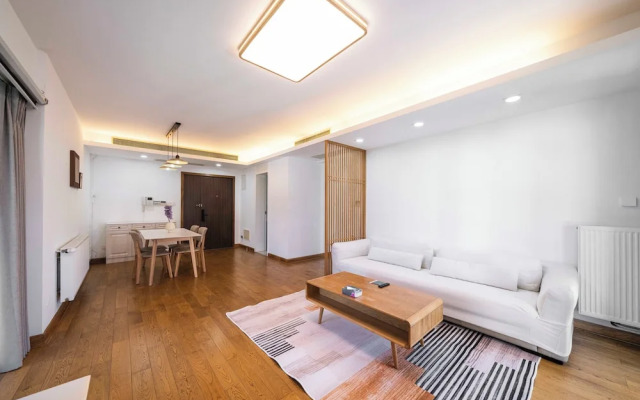 Tyms 3BR 2BA Apt Near Metro