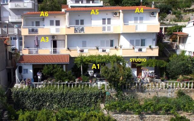 Nina - sea View Family Apartments - Sa1a