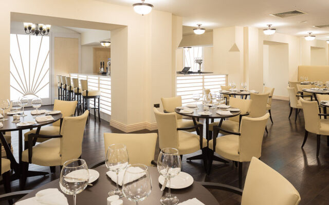 Chateau Impney Hotel & Exhibition Centre
