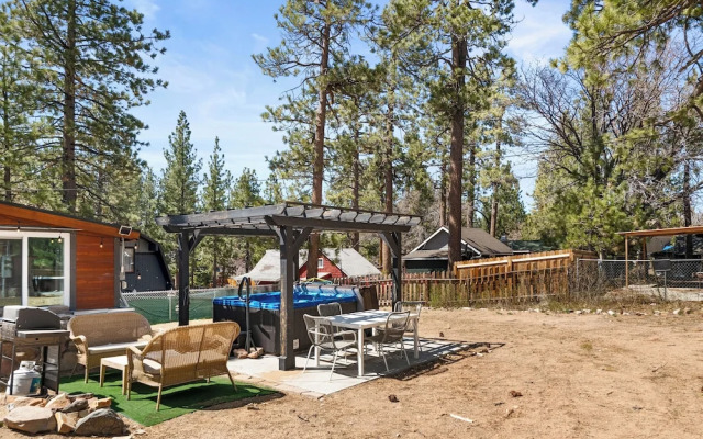 StoneHauz Cabin built in 1926