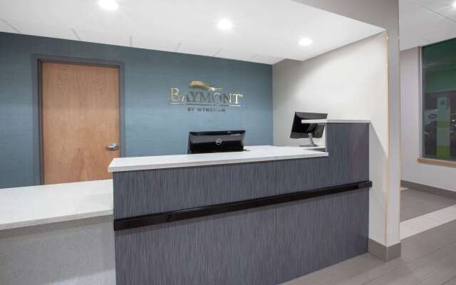 Baymont by Wyndham Grand Rapids Near Downtown