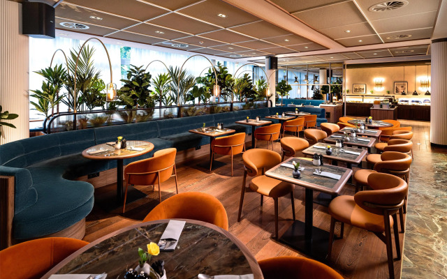 Radisson Blu Media Harbour Hotel, Düsseldorf