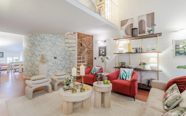 Cecilia House in Lucca
