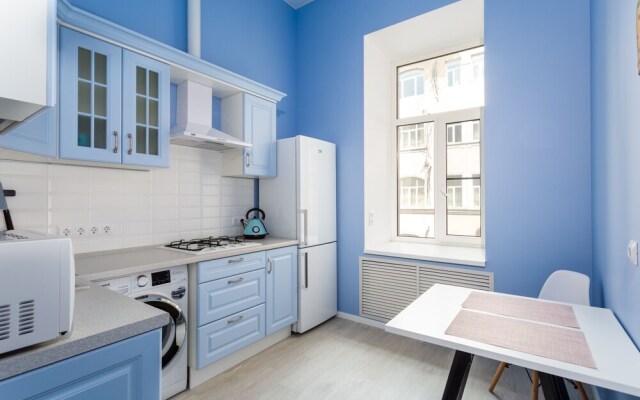 Апартаменты на Невском, 105