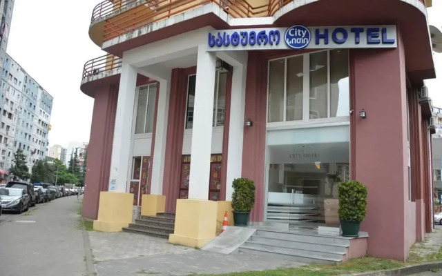 City Hotel Located Very Close to the Beautiful Batumy Beachfront