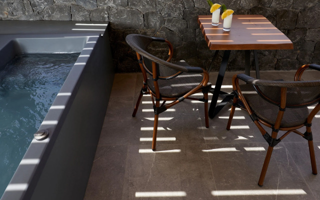 Mountain and Sea Suites