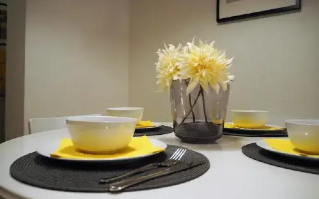 City Residence Apartments FREE Parking & Self Check-in