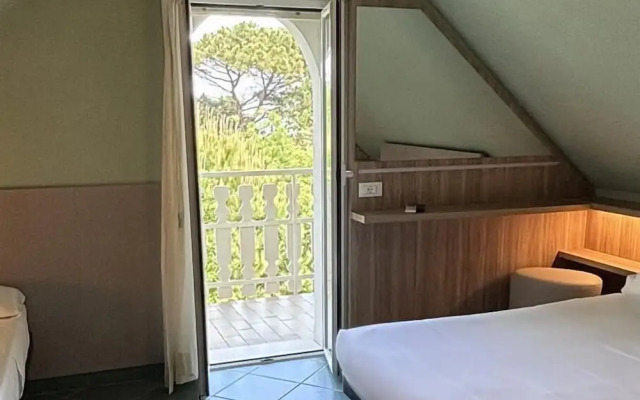 Family Hotel Pinetina Mare