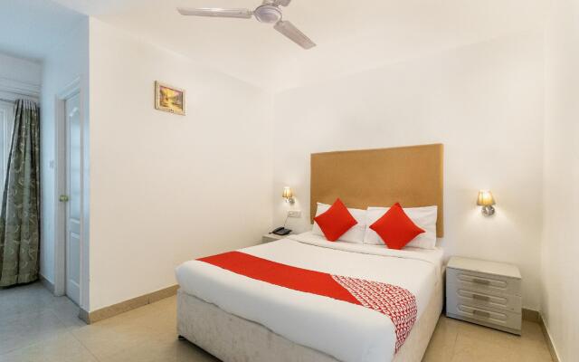 OYO 71720 Hotel Fiesta Grand