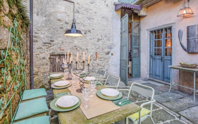 Nice Home in Pella -no- With 3 Bedrooms and Wifi