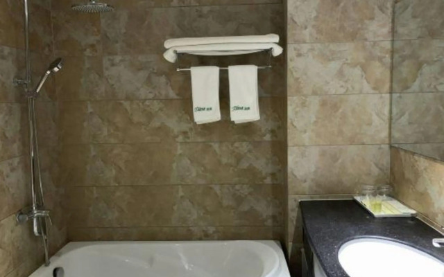 Dipai Business Hotel