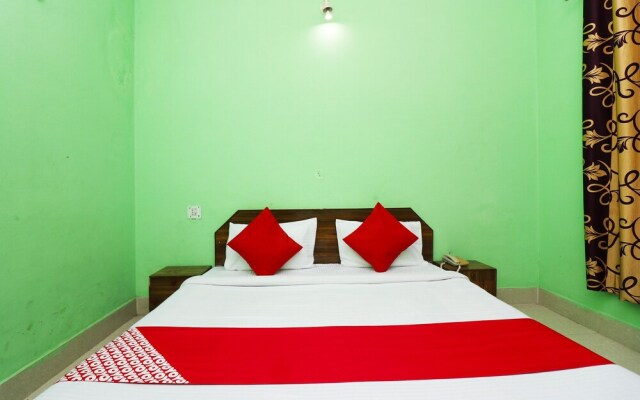 Oyo 44250 New Hotel Shivlok