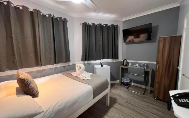 The Commongate Hotel