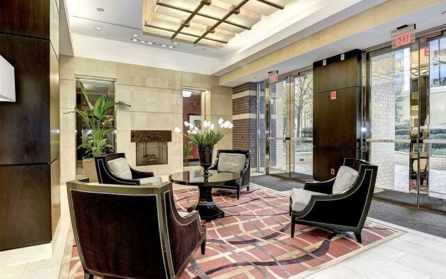 Global Luxury Suites in Rosslyn