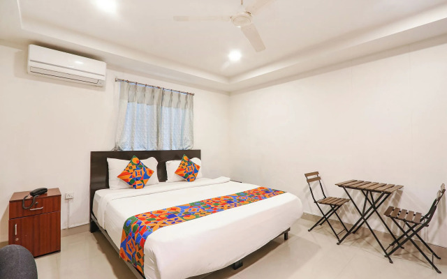 OYO Flagship 69518 Blue Dawn Dlf