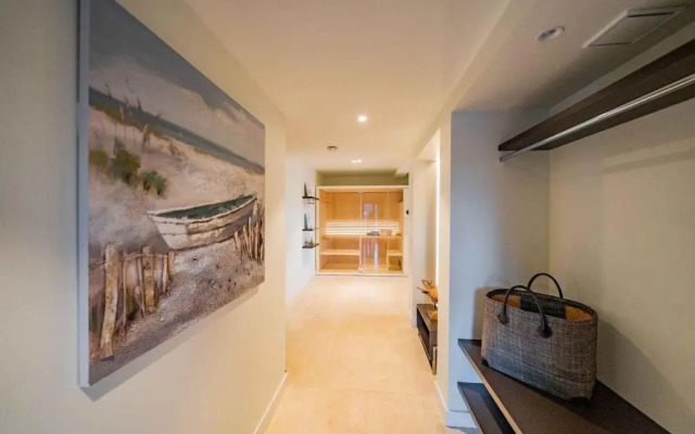 White Pearl Apartment 2.01