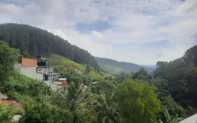 Hillcrest Villa