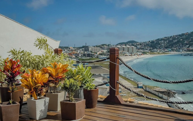 Luxo e Praia Exclusiva para Casal