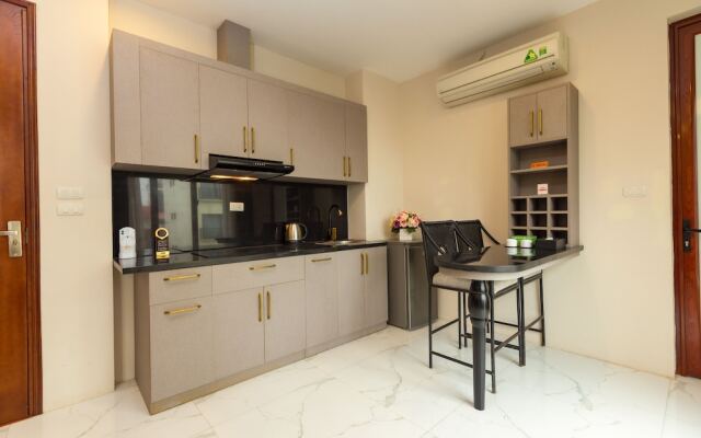 Aisha Hotel And Apartment by OYO Rooms