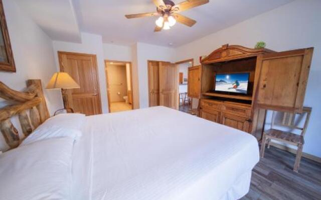Gateway Mountain Lodge by Bighorn Rentals
