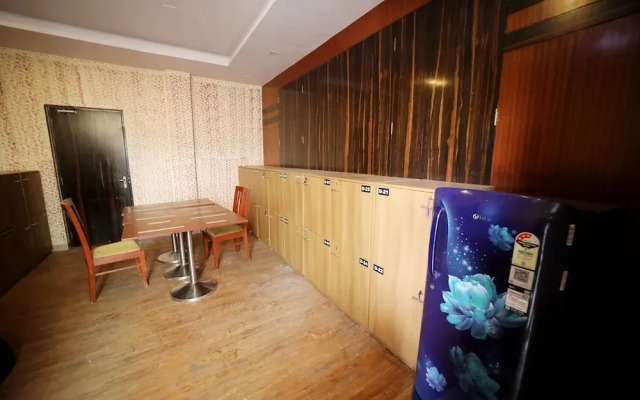 Nest Stays Hostel
