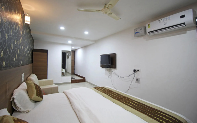 Hotel Grand Celebration By OYO Rooms