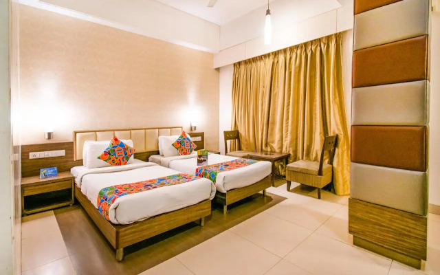 Hotel Sadanand Regency