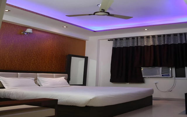 Hotel Golden Sky