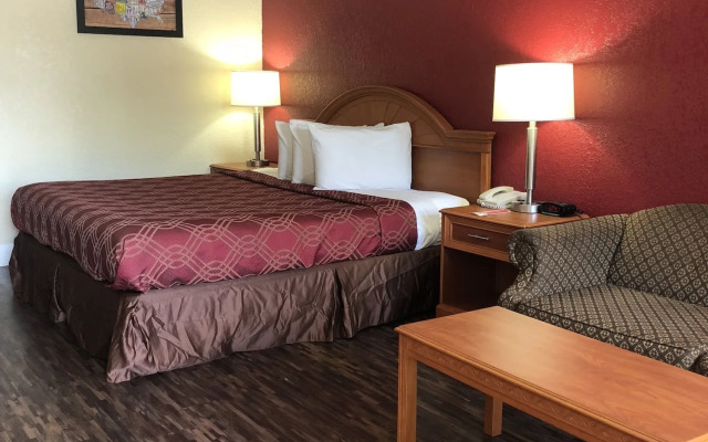Econo Lodge Pine Bluff