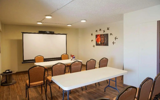 SureStay by Best Western Victoria